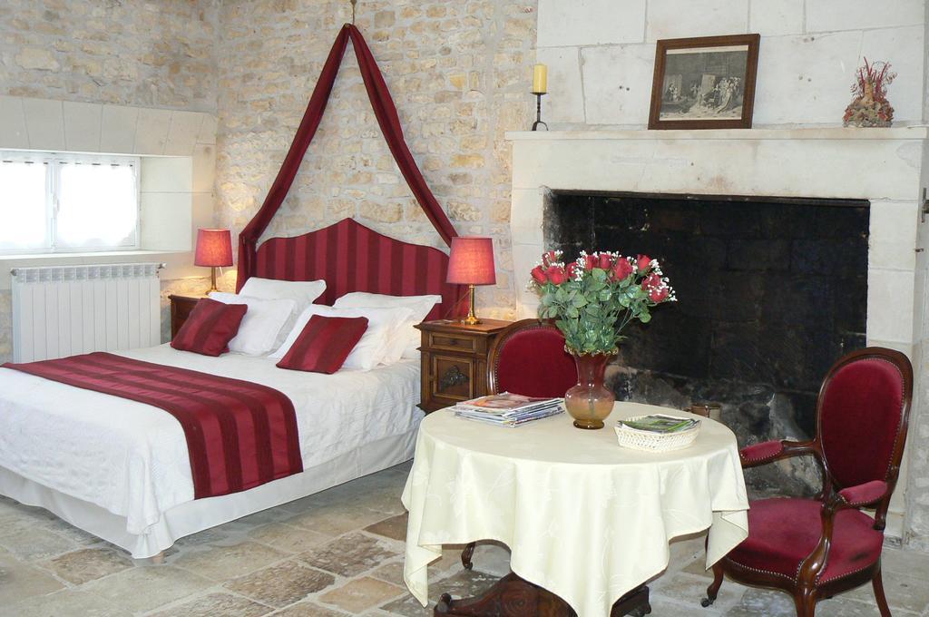 Manoir De Vilaines Varennes  ภายนอก รูปภาพ