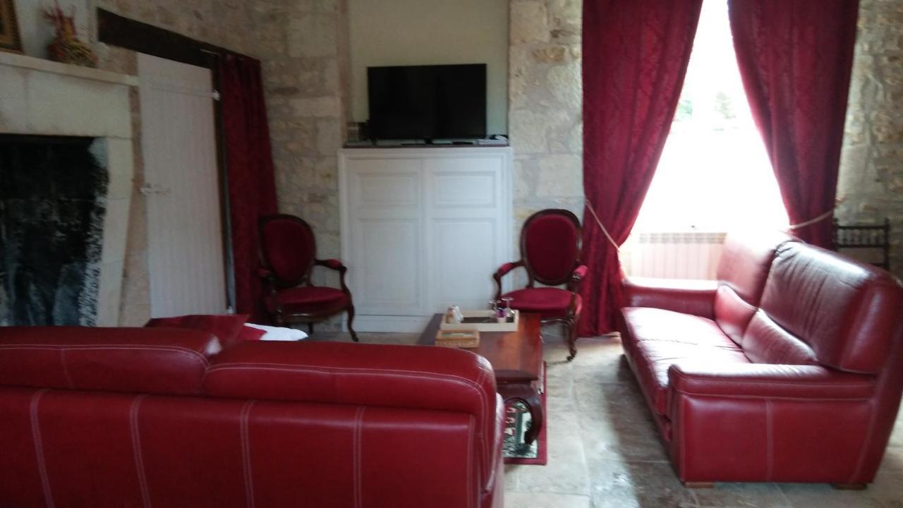 Manoir De Vilaines Varennes  ภายนอก รูปภาพ